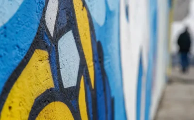 Legalne graffiti pod Mostem Poniatowskiego. Bezpłatne warsztaty dla 30 osób
