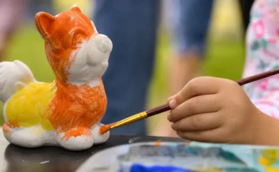 Zabawki z PRL-u, mini-kolejka i gra miejska. Piknik na Gocławiu